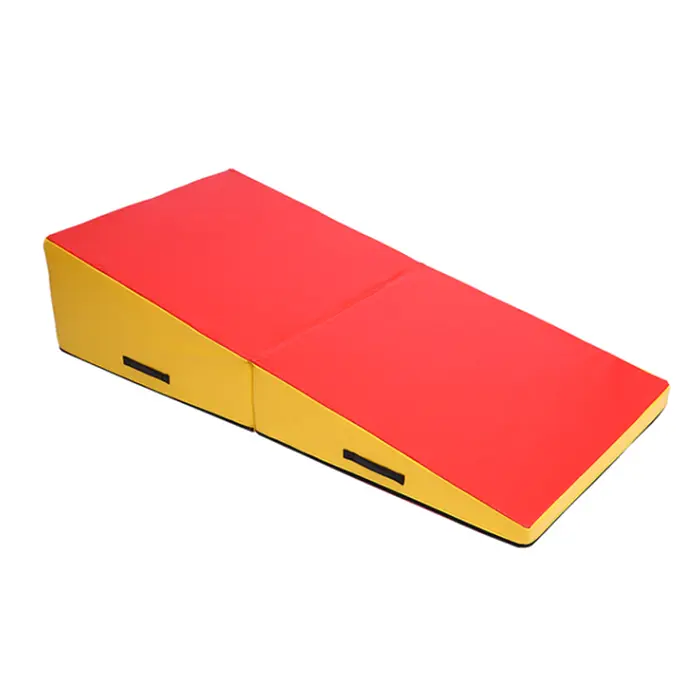 Natitiklop na Triangle Mat